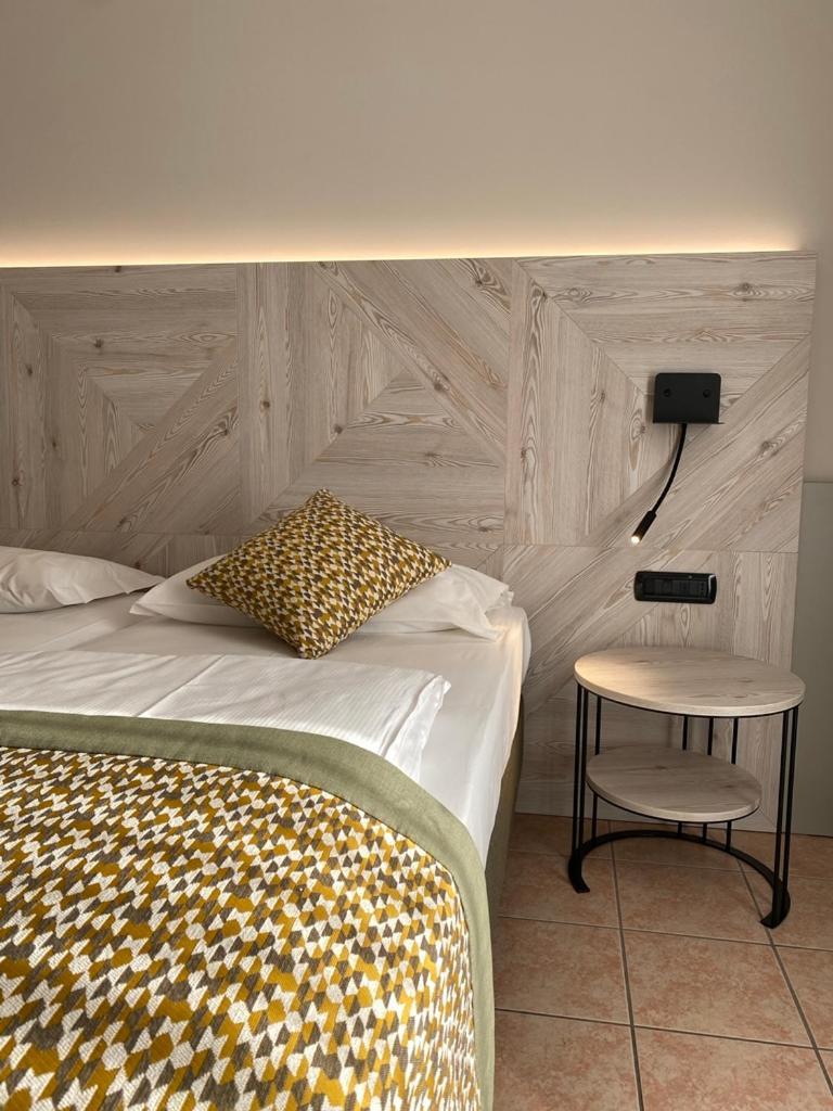 Hotel Villa Olivo Resort 3S Bardolino Exteriör bild