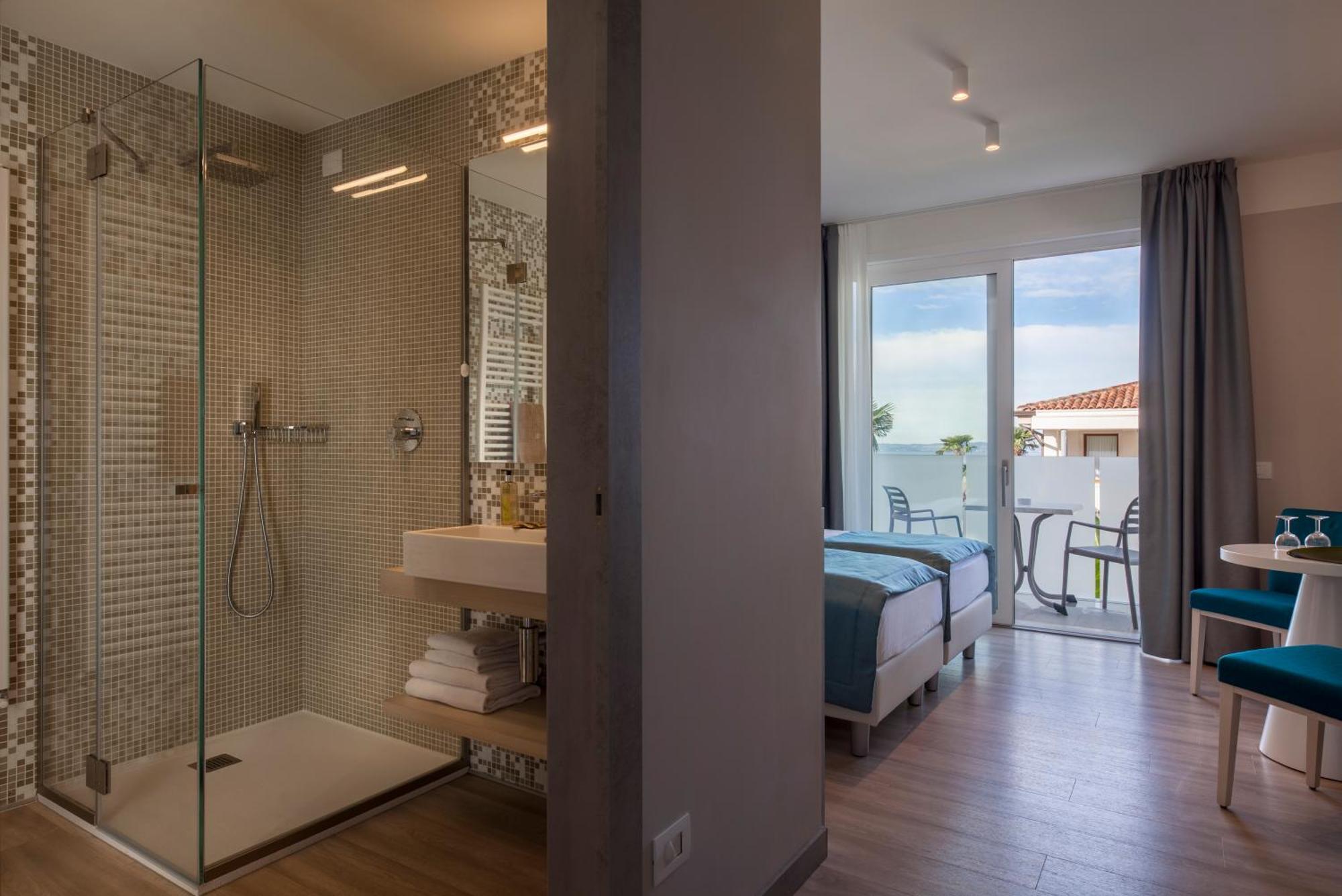 Hotel Villa Olivo Resort 3S Bardolino Rum bild