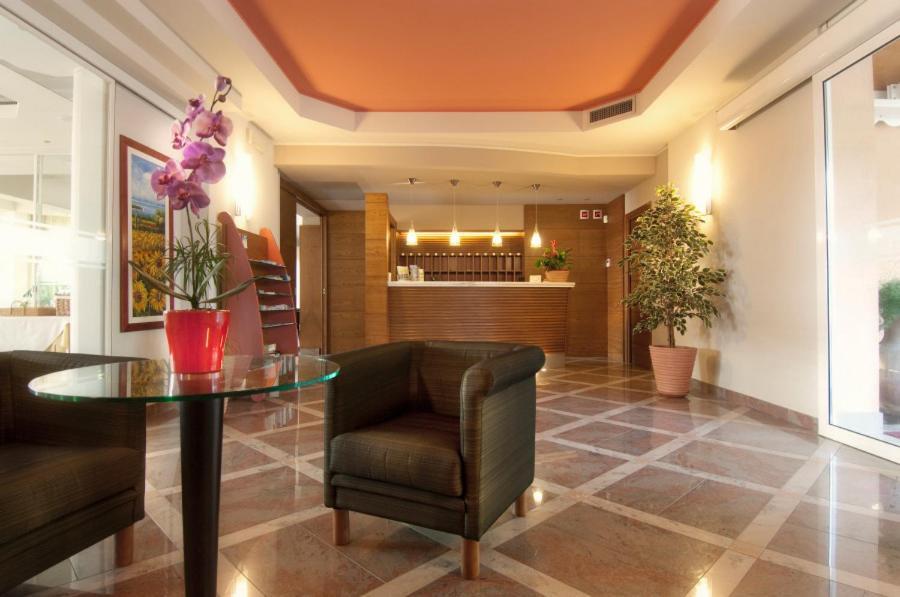 Hotel Villa Olivo Resort 3S Bardolino Exteriör bild