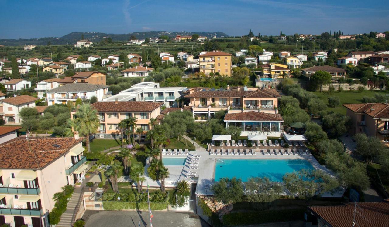 Hotel Villa Olivo Resort 3S Bardolino Exteriör bild