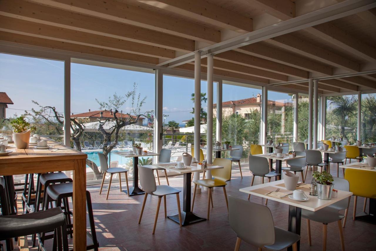 Hotel Villa Olivo Resort 3S Bardolino Exteriör bild
